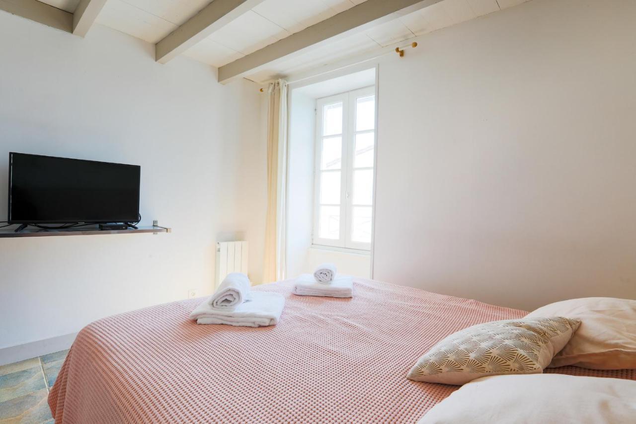 Maison Pour 4 A Ars-En-Re Entre Port Et Plage Exteriör bild